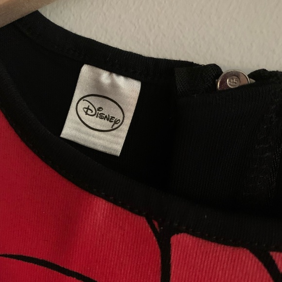 Disney Minnie Mouse Size 4-5 Peplum detail Minnie is in Faux Leather. Like New. - Picture 4 of 4